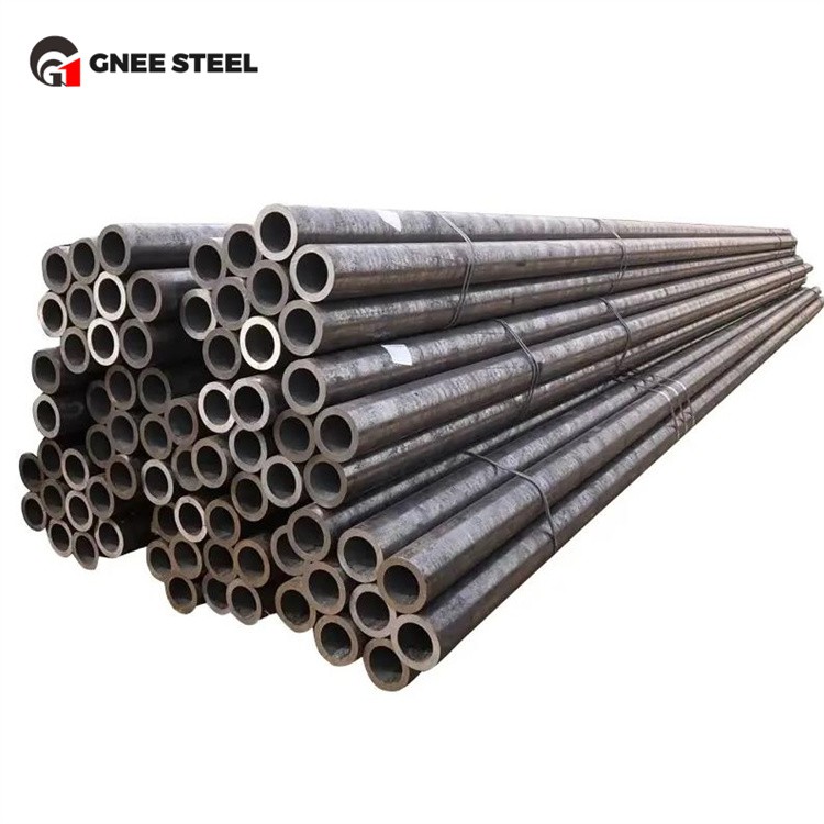 Σωλήνας χωρίς ραφή από κράμα 15mnv